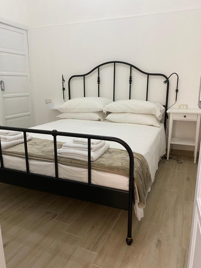 Casa Amurusa&Romantic Room Avola Bagian luar foto